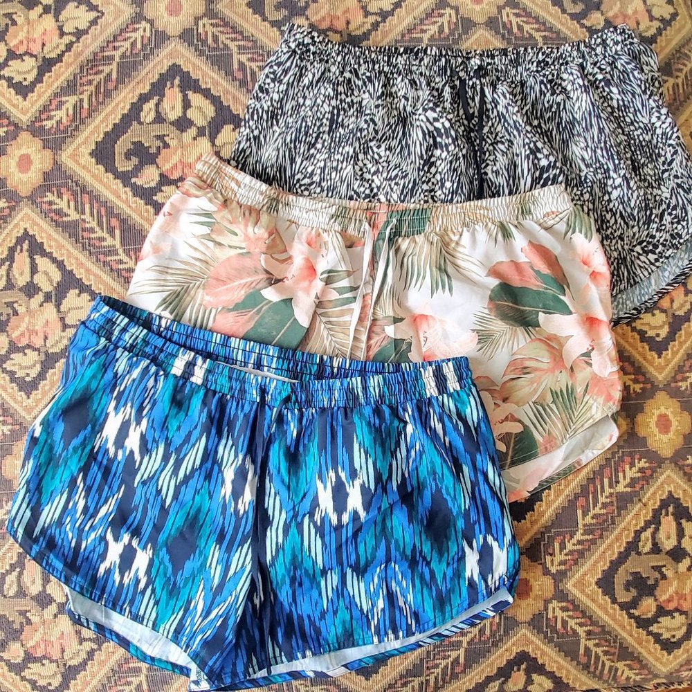 Old Navy Women's Shorts Size L